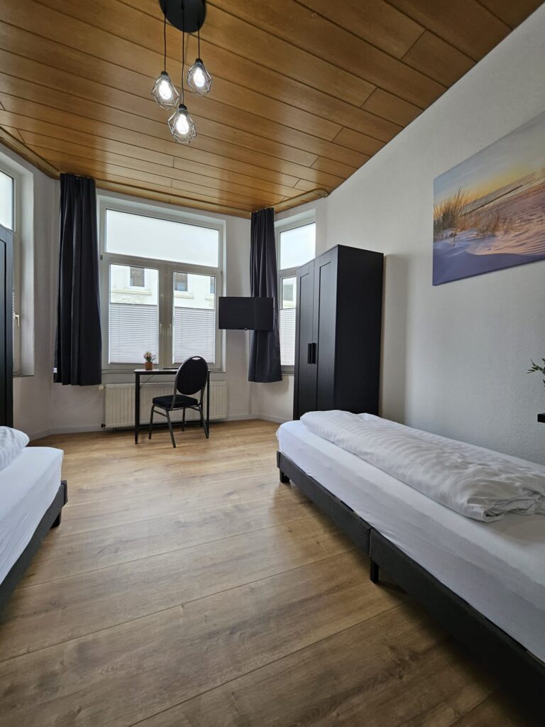 Uhlandstraße 6 - Apartment 1 - Photo 00000